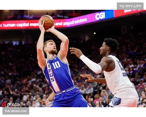 实时:国王队福克斯利用速度连续两次底线突破助攻萨博尼斯轻松得分 实时:国王队福克斯利用速度连续两次底线突破助攻萨博尼斯轻松得分